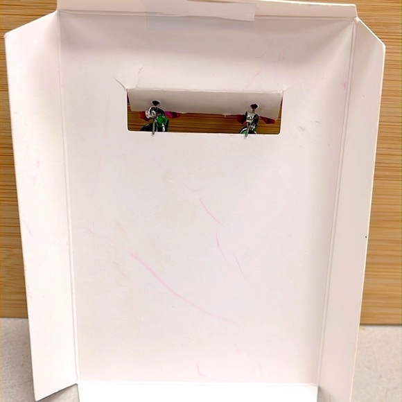 Brand New Betsey Johnson Metallic Pink Bow Ribbon Dangly Rhinestone Earrings - Picture 10 of 11